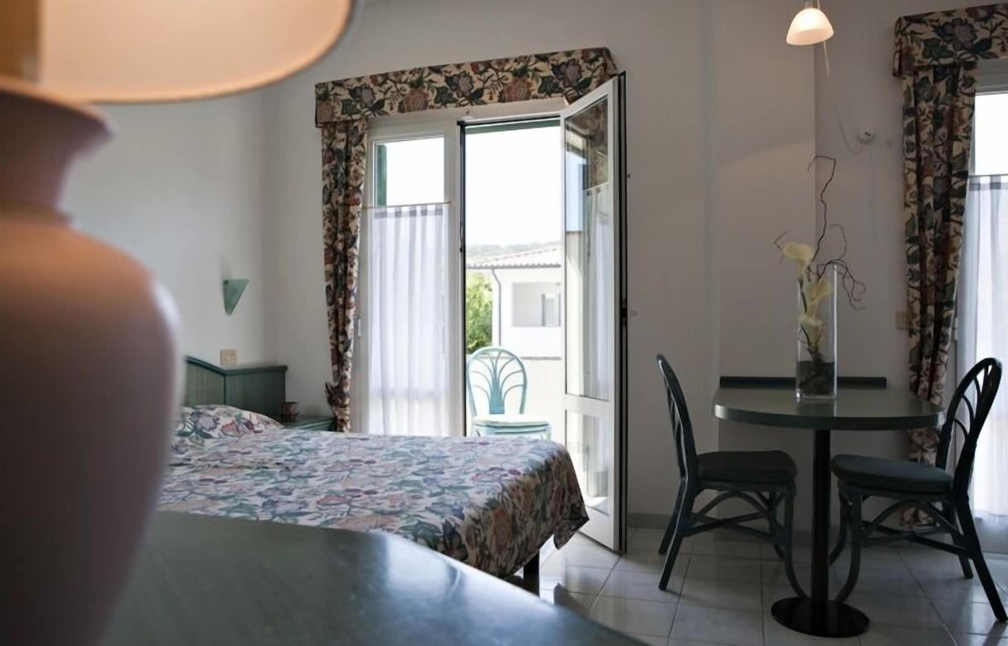 מרצ'יאנה מרינה Resort Hotel Tamerici מראה חיצוני תמונה